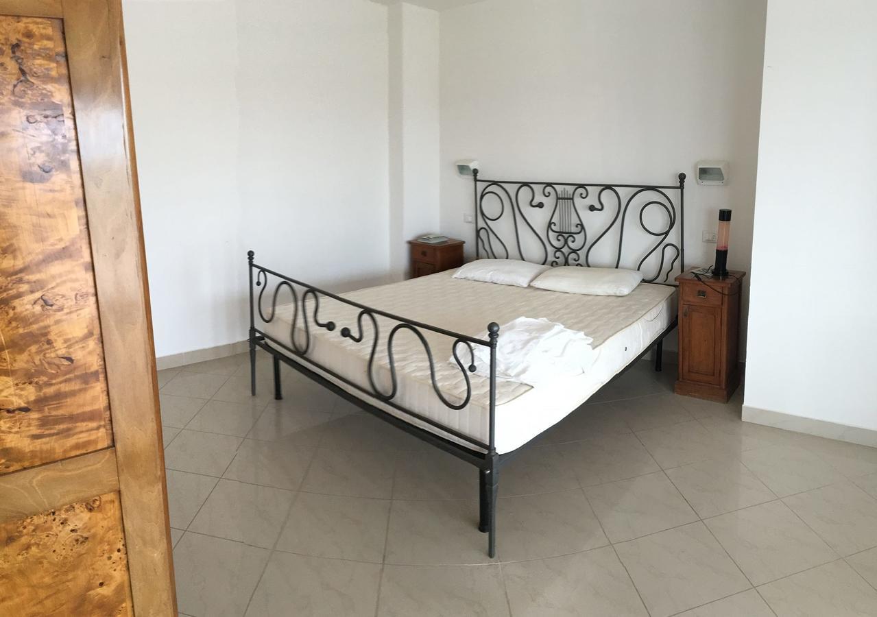 Claudia Residence Alba Adriatica Bagian luar foto