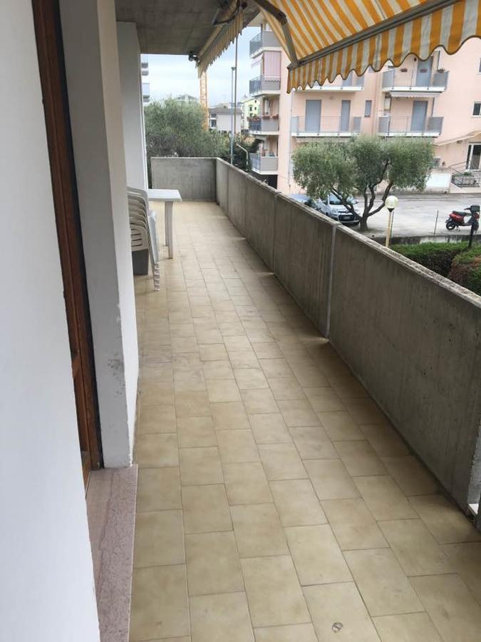 Claudia Residence Alba Adriatica Bagian luar foto