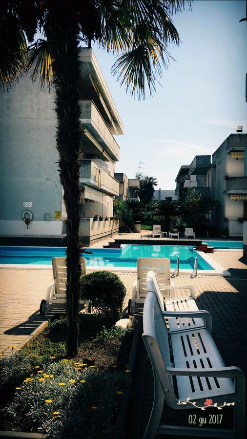 Claudia Residence Alba Adriatica Bagian luar foto